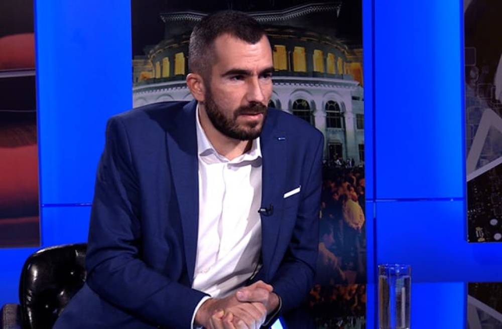 Ի՞նչ է արել ԱԱԾ-ն, ՊՆ-ն ու համապատասխան կառույցները, որ մարդ տեղեկացված լինի, որ տարածքում զինվшծ թուրք կա,՞.ՈՉ ՄԻ ԲԱՆ