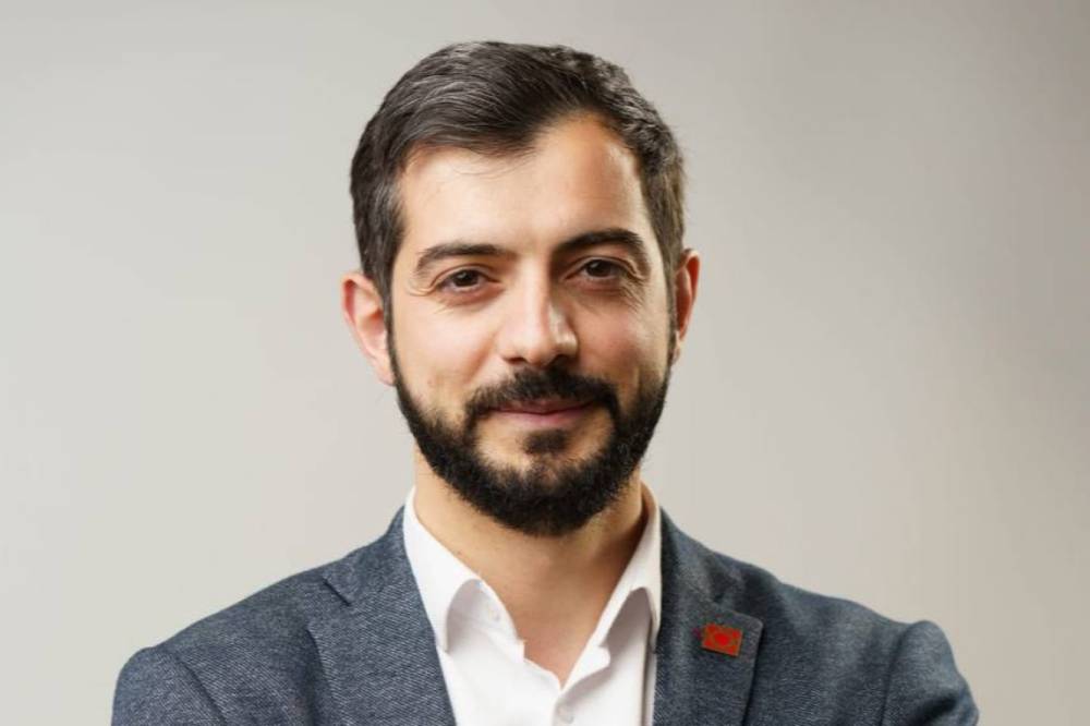 Ինչո՞ւ նոր ուժերը չեն կարողանում օգտվել իրավիճակից. քաղաքական դժգոհության պարադոքսը Հայաստանում և ԱՄՆ-ում