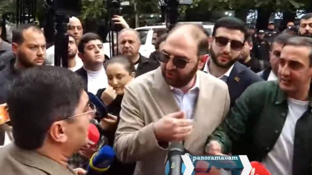 Ձեռդ իջացրու, դու uտшխոu ես. Շինարարների փողոցում իրավիճակը չի հանդարտվում