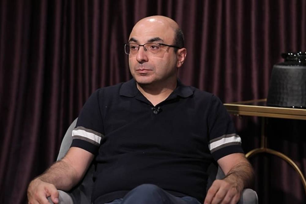 Երբ պետությունը կանգնած է քաղաքական լրջագույն որոշումների նախաշեմին, իսկ հասարակությունը հպարտանում է, որ ինքը քաղաքականությամբ չի զբաղվում. Հովհաննիսյան