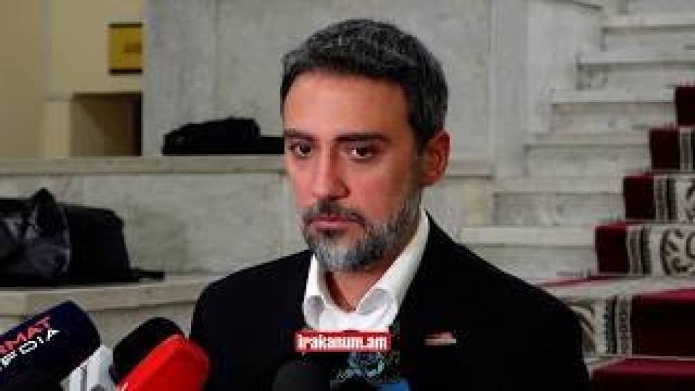 «ԱԺ եք եկել սադրելու համա՞ր», «Ավել պատասխան էլ ենք տալու»․ Վարդևանյան VS լրագրող
