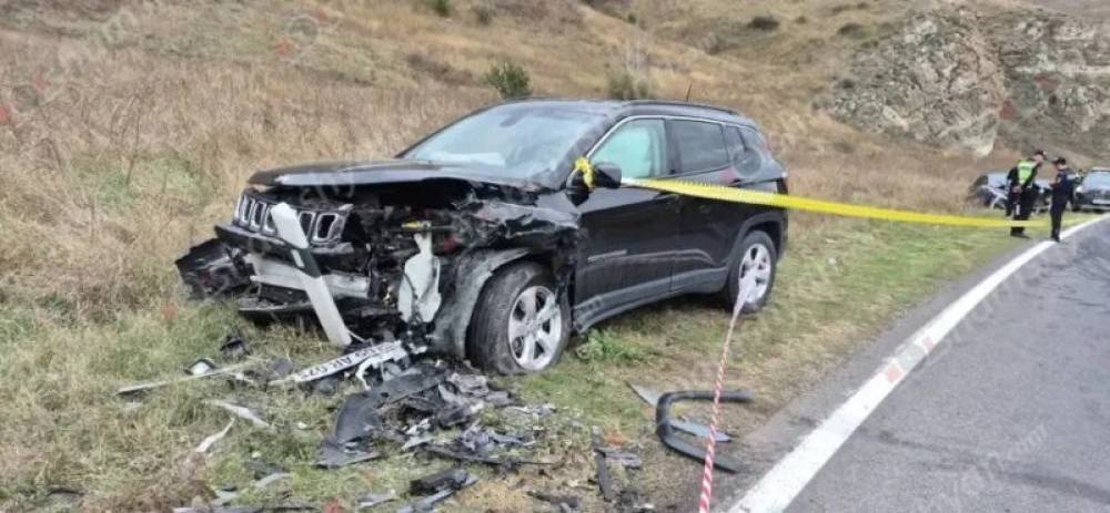 Սպիտակ-Գյումրի ճանապարհին բախվել են «Mercedes»-ը և «Jeep Compass»-ը․ 5 վիրավորներից մեկը անչափահաս է