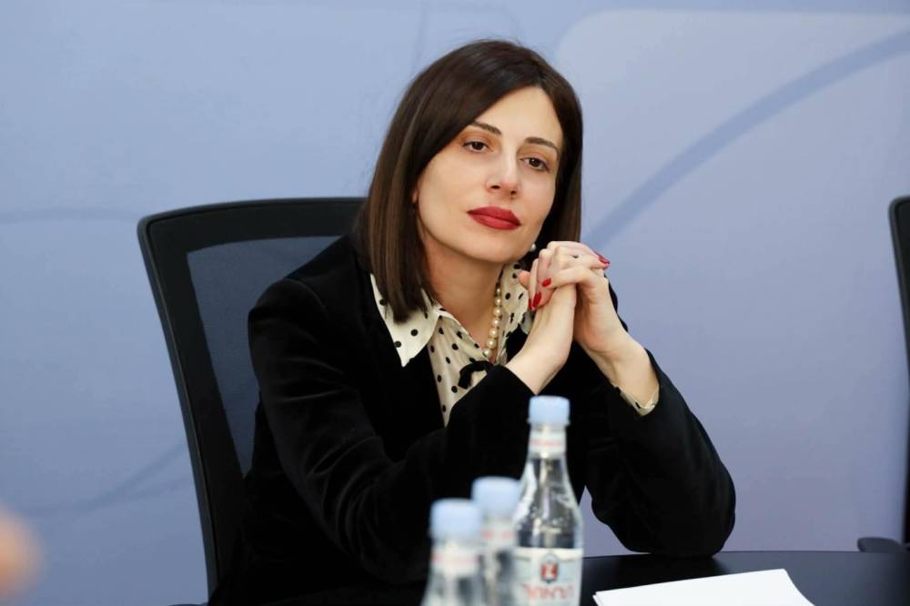 Շաքիում ադրբեջանցի զինծառայողի կրակոցից վիրավորում ստացած կնոջ նկարները հրապարակելուց մի քիչ զգույշ եղեք. Անահիտ Ավանեսյան