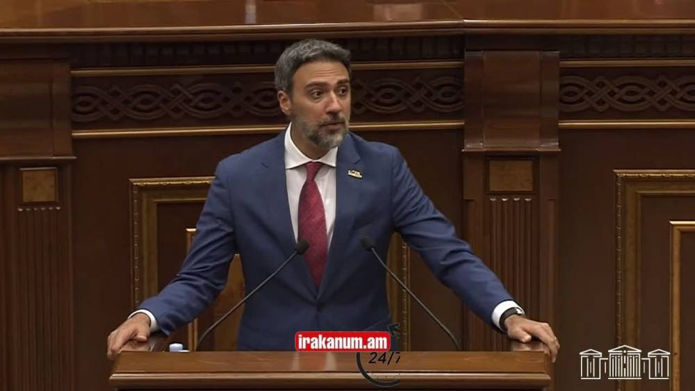 «Եկե’ք ու հենց հիմա Նարեկ Կարապետյանից ներողություն խնդրեք». Վարդևանյանը՝ Չախոյանին