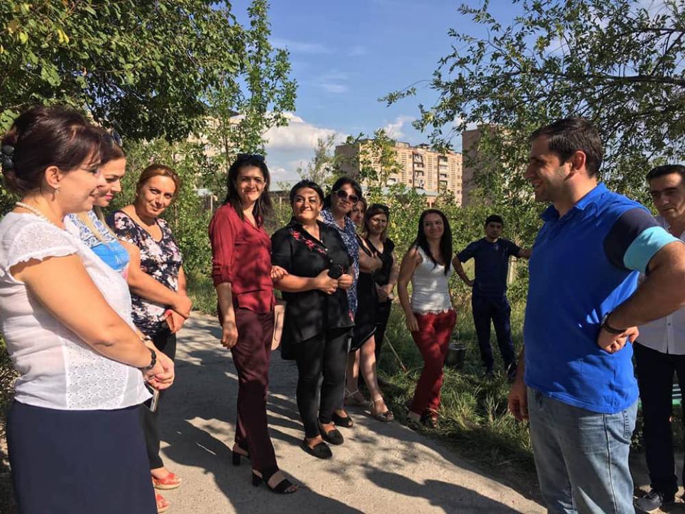 Նախարար Սուրեն Պապիկյանը Արմավիրի, Արագածոտնի և Կոտայքի մարզերում անձամբ հետևել է շաբաթօրյակի աշխատանքներին