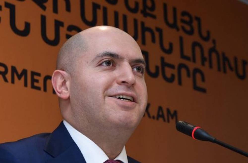«Ինձ երբեմն թվում է՝ Դուք դվայնիկ ունեք». Աշոտյանը՝ Փաշինյանին