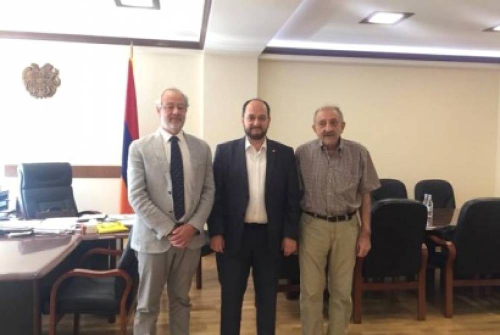 Արայիկ Հարությունյանը CERN-ի ներկայացուցչի հետ քննարկել է ALICE ծրագրում հայ մասնագետների ներգրավվածության հարցը