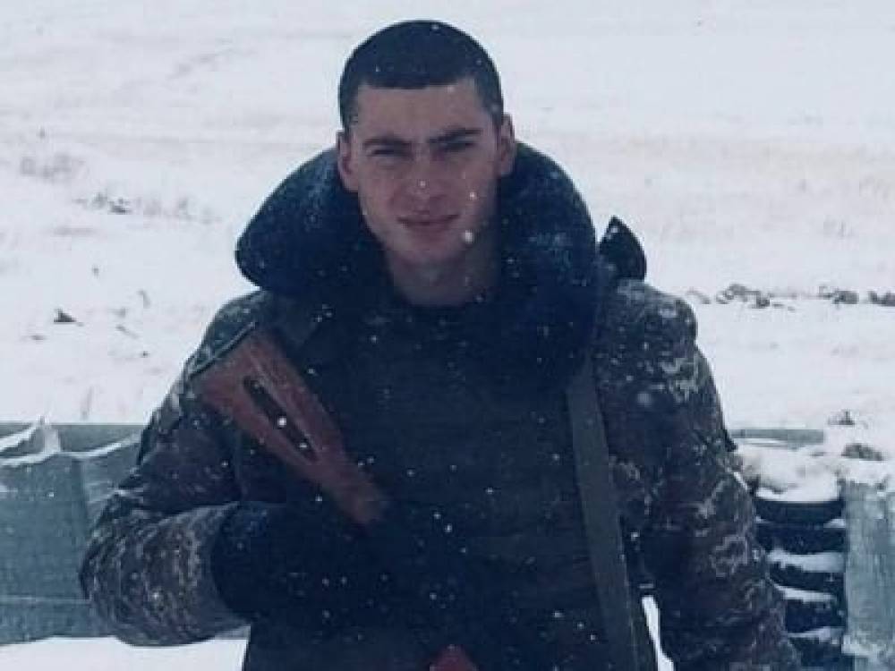 «Ընկերոջ հետ կրակն իրենց վրա են վերցրել, որ մյուսները նահանջեն». զոհված 19–ամյա Ռուսլան Թովմասյանը Շենավանից էր (ֆոտո)