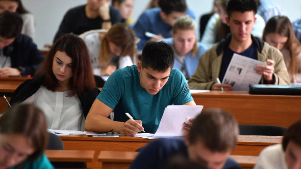 Որտե՞ղ են սովորում պաշտոնյաների երեխաները. «Փաստ»