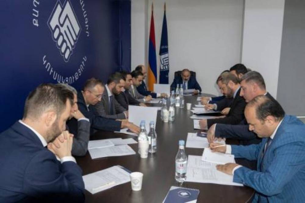 ՔՊ-ականների շրջանում մեծ անհանգստություն է՝ նրանք շունչները պահած սպասում են․ «Հրապարակ»