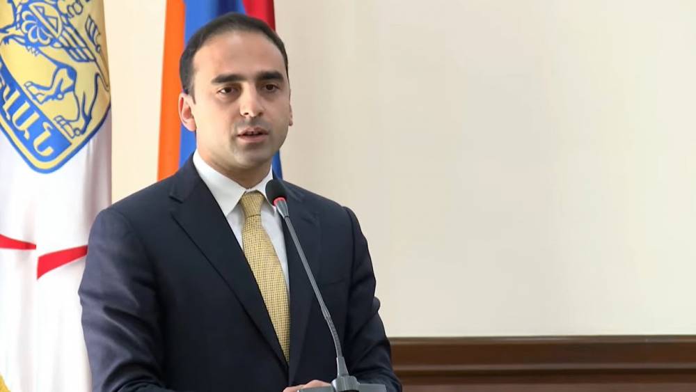 Երեւանի ավագանին նիստ է գումարել` ուղիղ