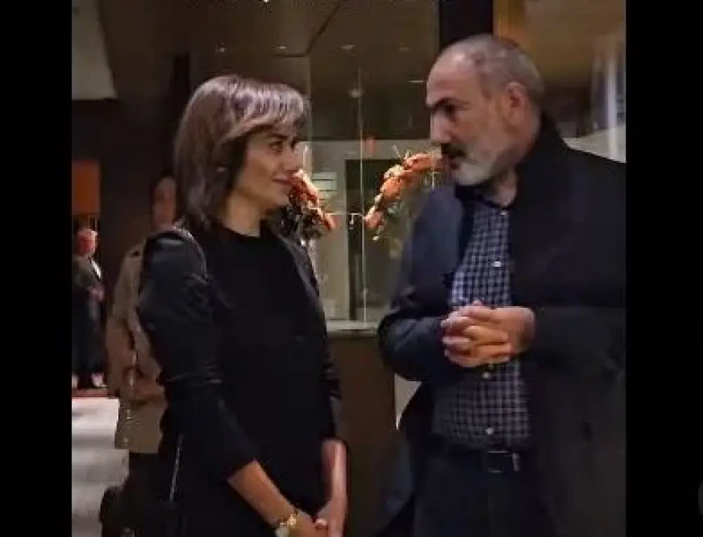 20 հազար բառից 19 հազարը սպառում եմ՝ օրվա վերջում բոլոր իրադարձությունները ամուսնուս պատմելով. Աննա Հակոբյան (վիդեո)