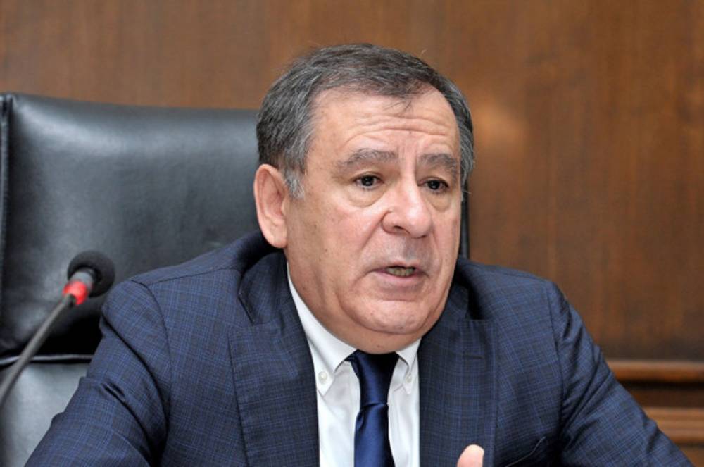 Հաշվեքննիչ պալատի նախկին նախագահը, կինը և դուստրը հրավիրվել են դատախազություն