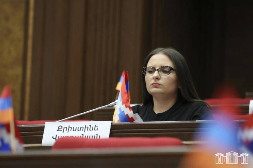 Միակ հատվածը, որտեղից զորք հետ չեք քաշի, դա կառավարության շենքն է․ Քրիստինե Վարդանյան (տեսանյութ)