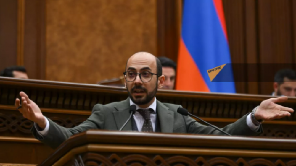 Այդ անդաստիարակ ՔՊ-շնիկի ականջները երևի իր քաղաքական տրանսգենդեր ղեկավար Հայկ Կոնջորյանը պիտի ձգի. Արսեն Բաբայան