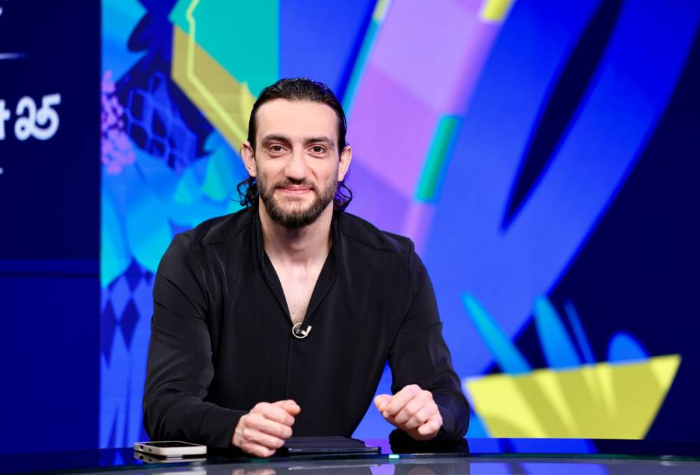 «Ես աշխատել եմ որպես բանվոր, դույլով բետոն եմ կրել». Զիրոյան