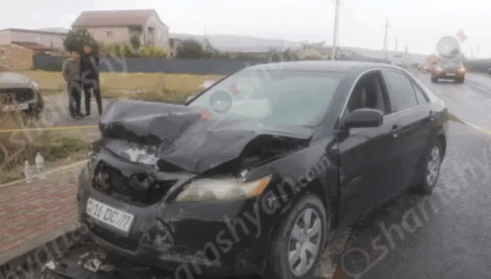 Սևան-Մարտունի ավտոճանապարհին բախվել են «Toyota Camry»-ն և «Լադա»-ն․ կան վիրավորներ