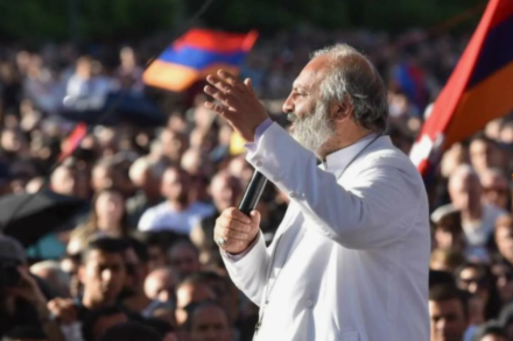Կոչված ենք Անկախության 35-րդ տարեդարձի ուխտով վերականգնել մեզնից գողացվածը․ Բագրատ Սրբազան