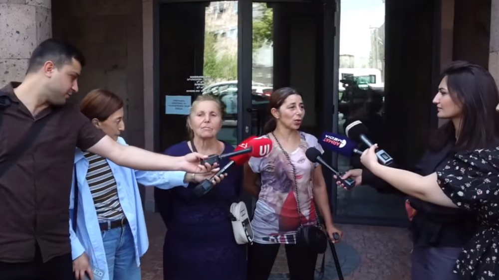Քաղաքապետարանն ու թաղապետարանը մեզ ներեցին, թողեցին ապրել. Շենգավիթի ապօրինի տների բնակիչներ