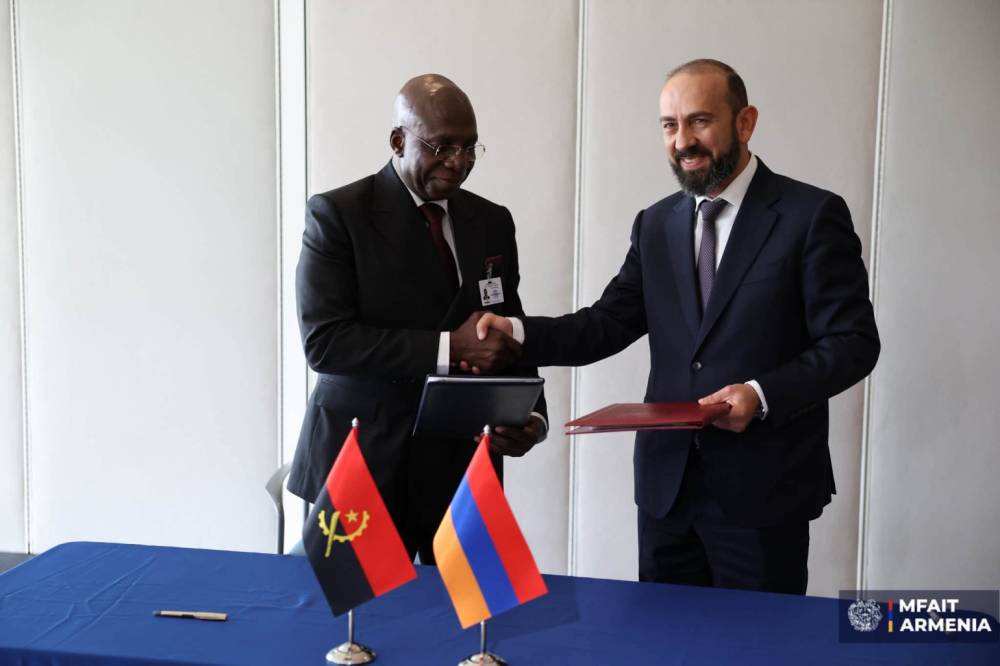 Ստորագրվել է «ՀՀ-ի և Անգոլայի Հանրապետության միջև դիվանագիտական և ծառայողական անձնագրեր ունեցող անձանց մուտքի արտոնագրի պահանջից ազատման մասին» համաձայնագիր