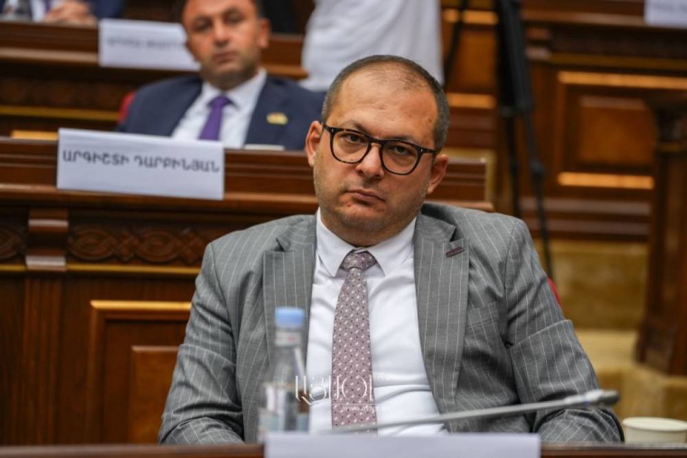 Ռուբեն Մխիթարյանն ընտրվեց Տարածքային կառավարման և շրջակա միջավայրի պահպանության հարցերի մշտական հանձնաժողովի նախագահ