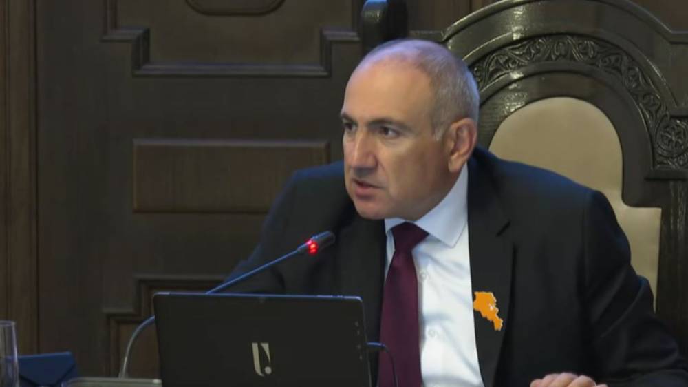 «Քաշում եմ՝ պոկվում է, բացում եմ՝ չռռում է»․ Փաշինյան