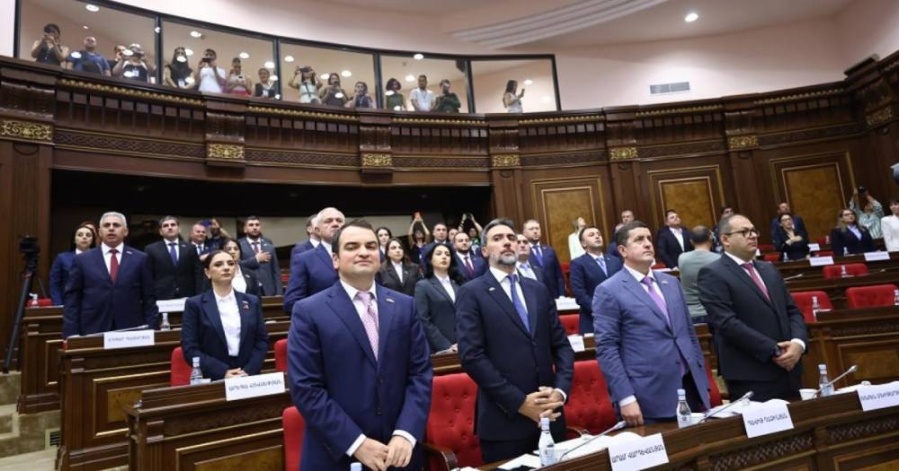 «Ուժեղ Հայաստան» խմբակցության պատգամավորներն Անկախության օրվա առիթով ստացած պարգևավճարներն ամբողջ ծավալով կուղղեն Տիգրանաշենի բնակիչներին