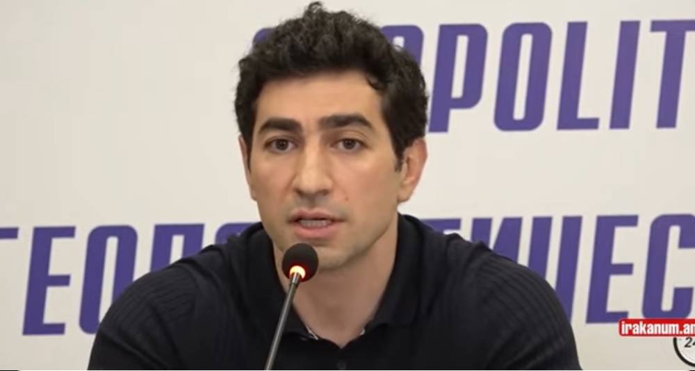 Հետո չասեք՝ տուն ենք պահում, սաղդ պատասխան եք տալու․ Լևոն Քոչարյանի կոշտ զգուշացումը