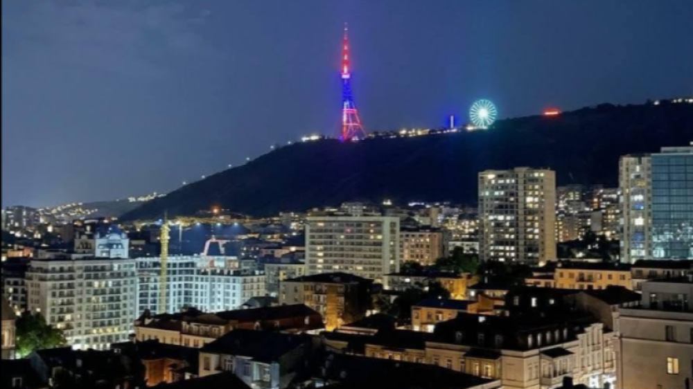 Թբիլիսիի հեռուստաաշտարակը լուսավորվել է Հայաստանի Հանրապետության դրոշի գույներով