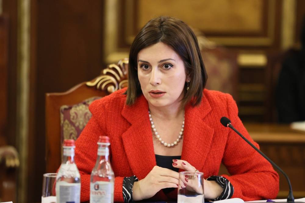 Մեր ուղենիշն է ունենալ մարդակենտրոն առողջապահական համակարգ. Անահիտ Ավանեսյան