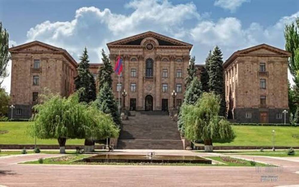 #ՈՒՂԻՂ․ Խորհրդարանական խմբակցությունների ճեպազրույցները